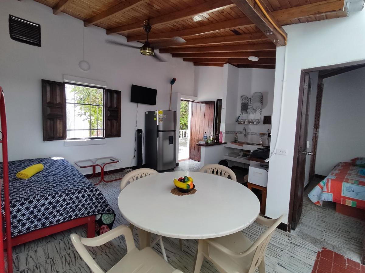 Cabana 52 En La Aldea Doradal Santorini Colombiano Экстерьер фото